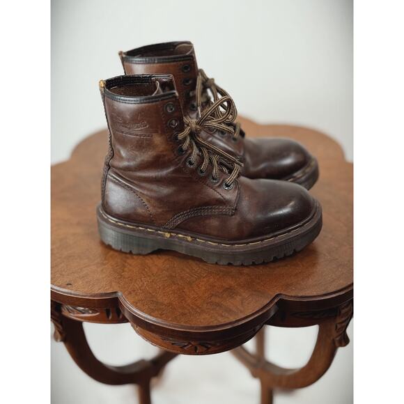 MIE Dr. Marten's Combat Boots - Brown Leather ENGLAND UK 4 US L 6 #0020 - Picture 5 of 7